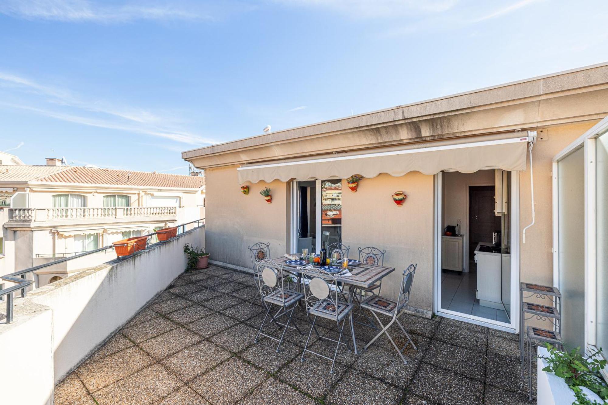 Victoria Bergamote Attic - Happy Rentals Menton Exterior photo