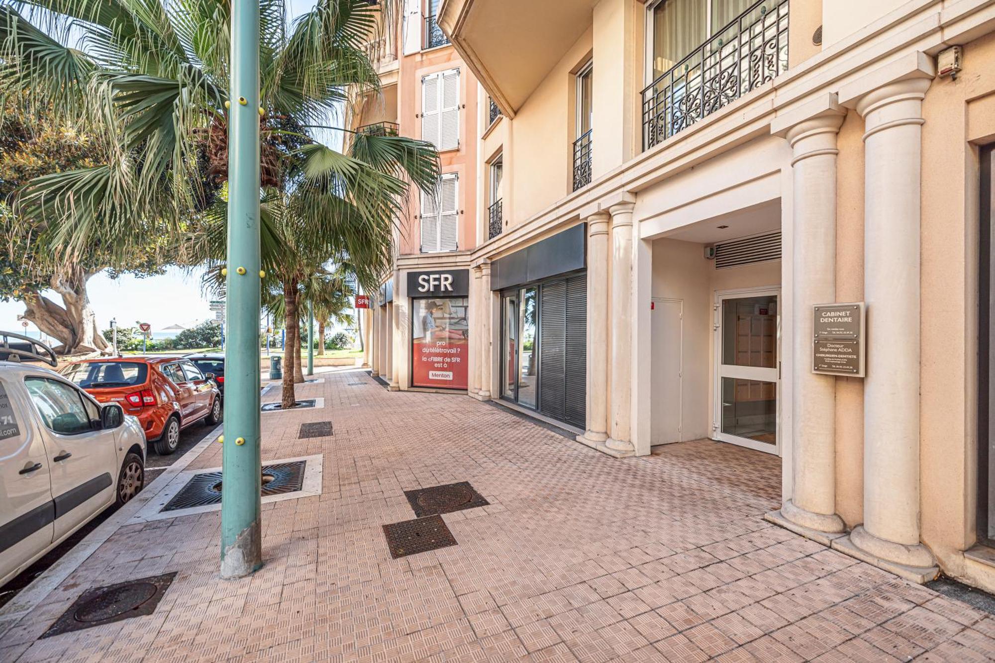 Victoria Bergamote Attic - Happy Rentals Menton Exterior photo