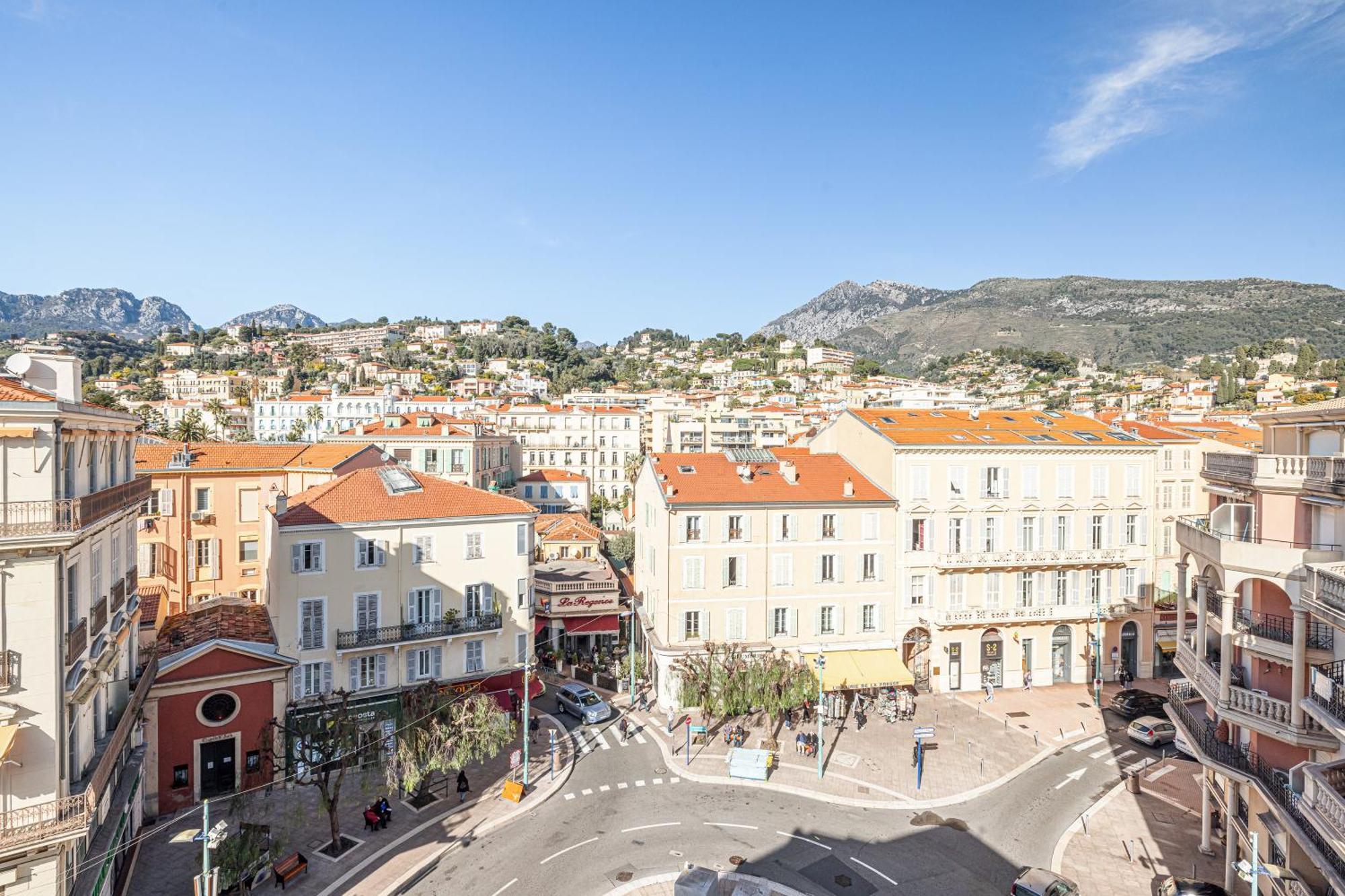 Victoria Bergamote Attic - Happy Rentals Menton Exterior photo