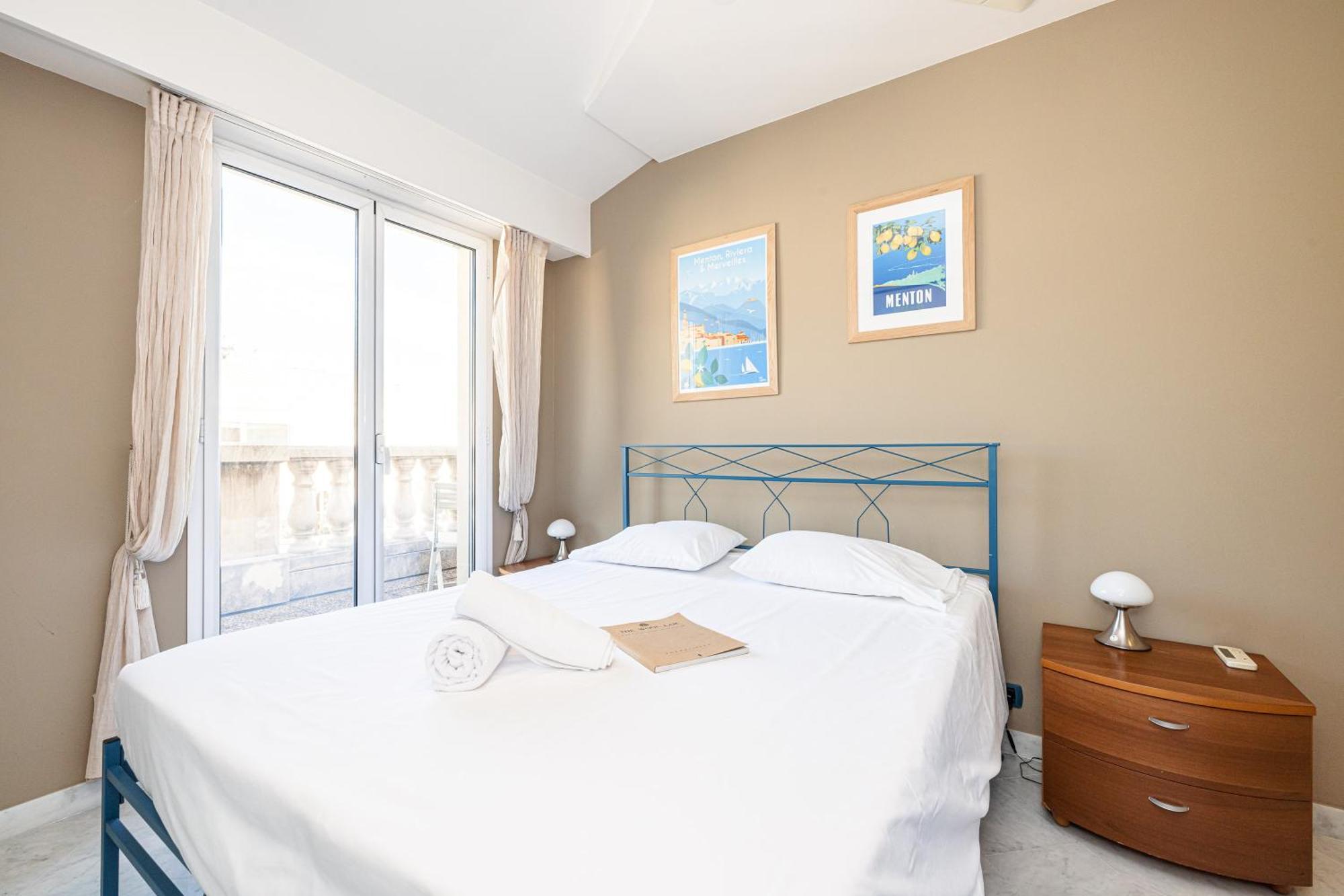 Victoria Bergamote Attic - Happy Rentals Menton Exterior photo